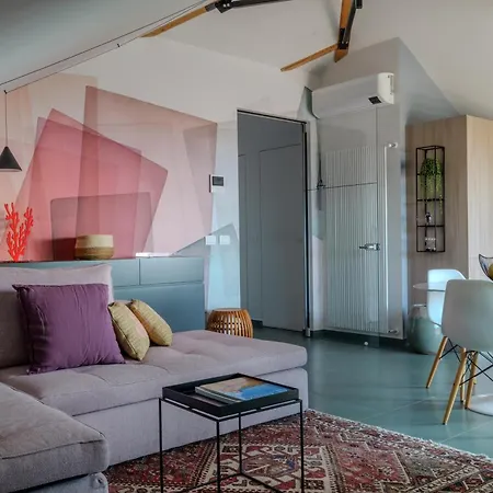 Skyline - Penthouse With Sea View & 2 Parking Spaces Apartman *