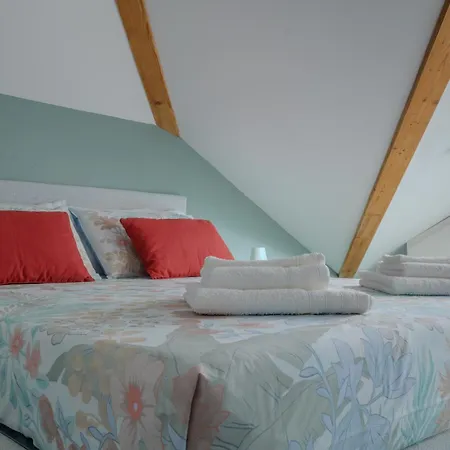 Skyline - Penthouse With Sea View & 2 Parking Spaces Apartman
