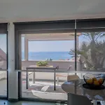 Skyline - Penthouse With Sea View & 2 Parking Spaces شقة *