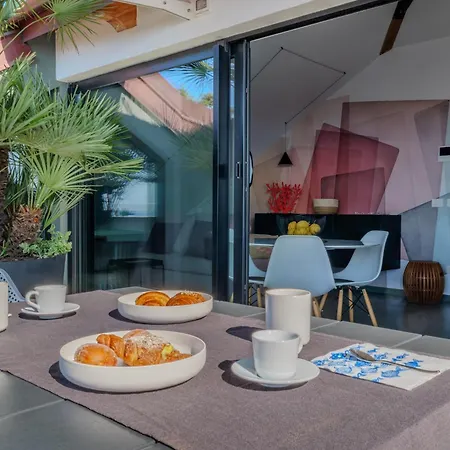 Skyline - Penthouse With Sea View & 2 Parking Spaces アラッシオ