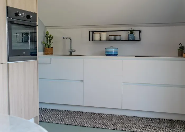 Skyline - Penthouse With Sea View & 2 Parking Spaces Apartmán