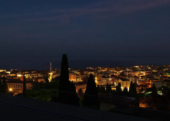 Skyline - Penthouse With Sea View & 2 Parking Spaces * Alassio