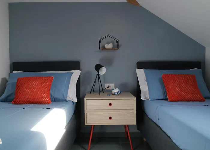 Skyline - Penthouse With Sea View & 2 Parking Spaces Apartmán *